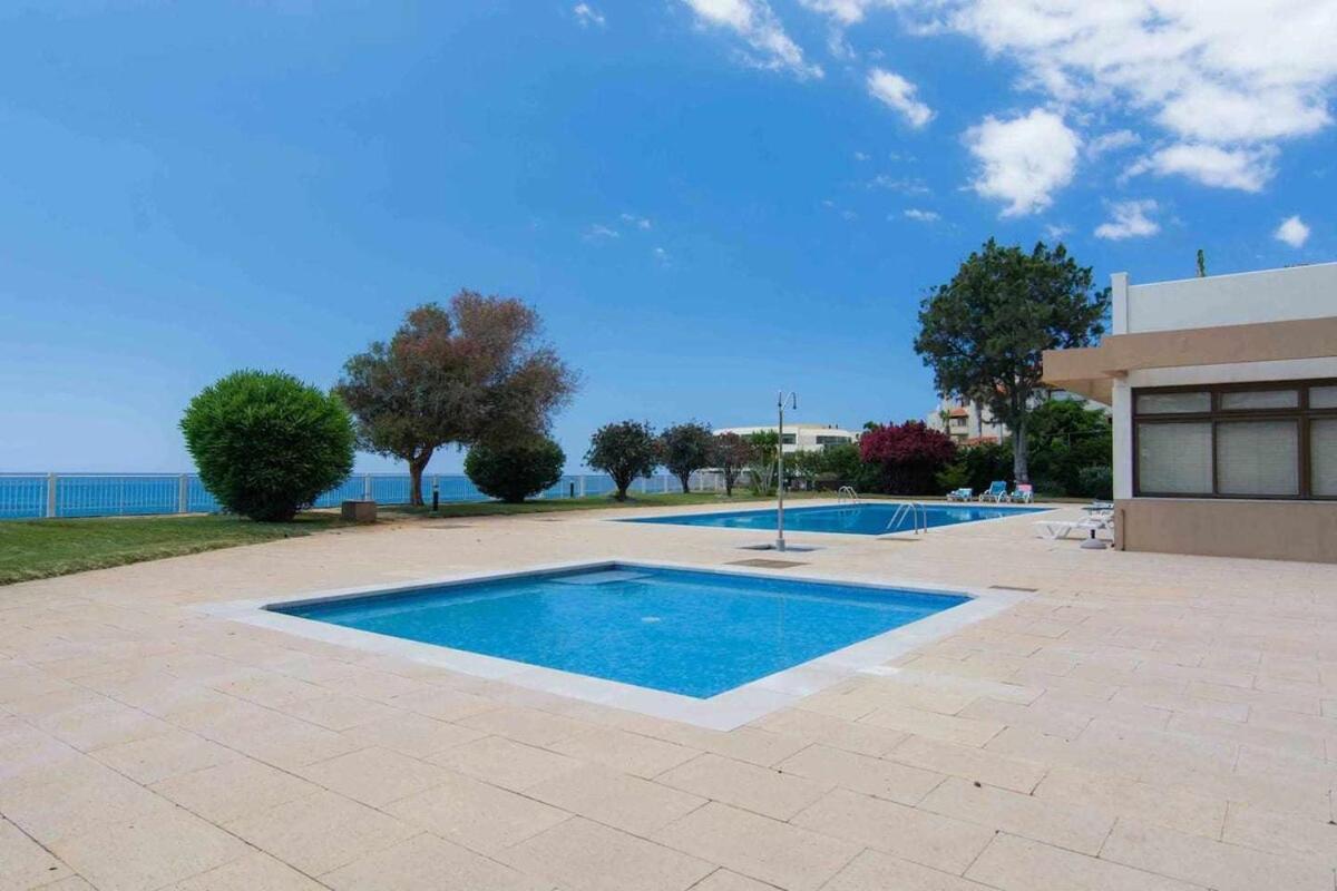 Cliff View III - Sea View + Pool + Wifi Lejlighed Funchal  Eksteriør billede